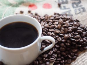 1杯のコーヒーは何ml抽出で、豆を何グラム使うのが正解？焙煎幸房“そら”